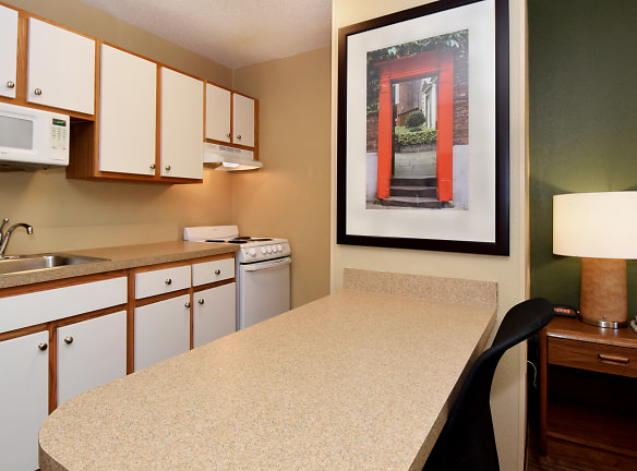 Furnished Studio Raleigh Cary Harrison Ave Apartments - Cary, NC