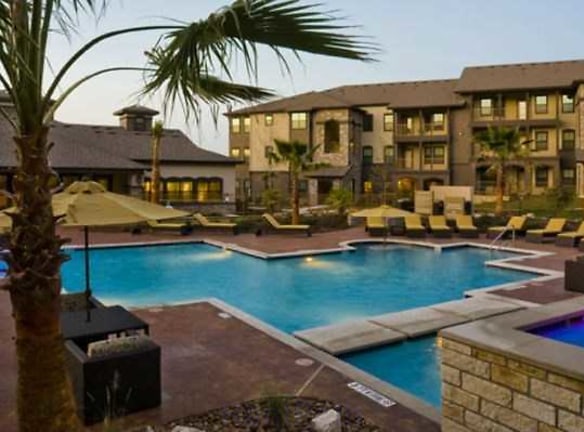 Villas At Mira Loma - Live Oak, TX