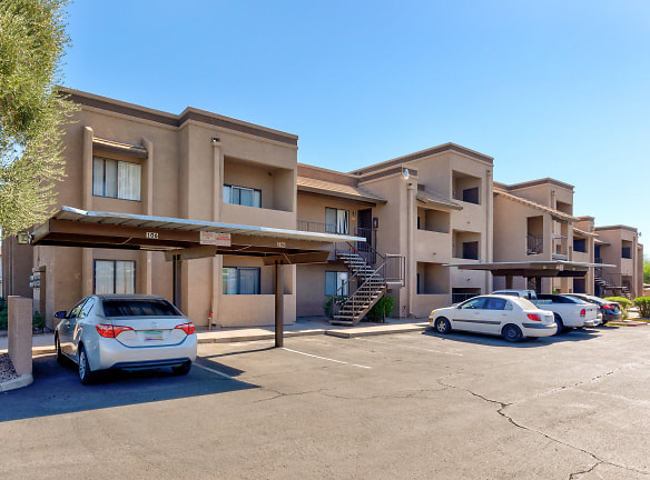 Solano Park Apartments - Phoenix, AZ