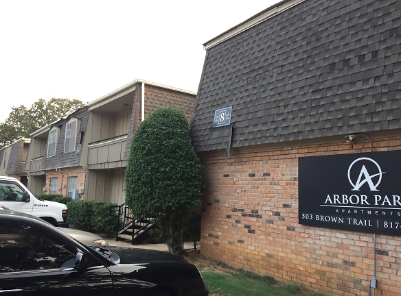 Arbor Park Apartments - Hurst, TX