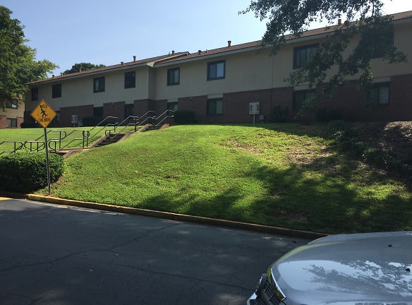 Ridgecrest Apartments - Gainesville, GA