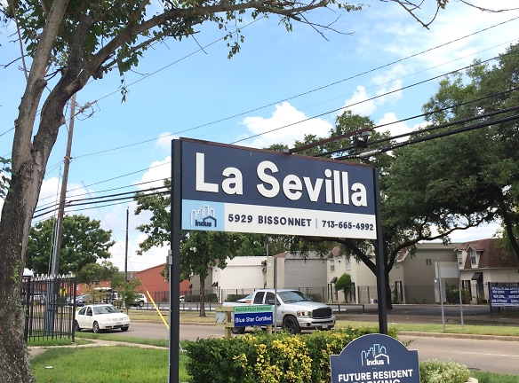 La Sevilla Apartments - Houston, TX