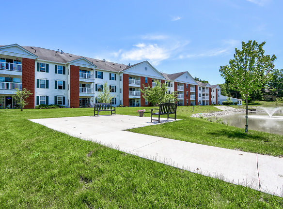 Traditions At Arbor Glen Apartments - Twinsburg, OH