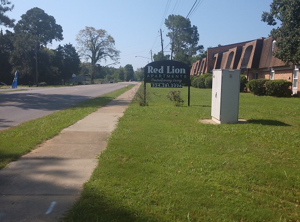 Red Lion Apartments - Montgomery, AL