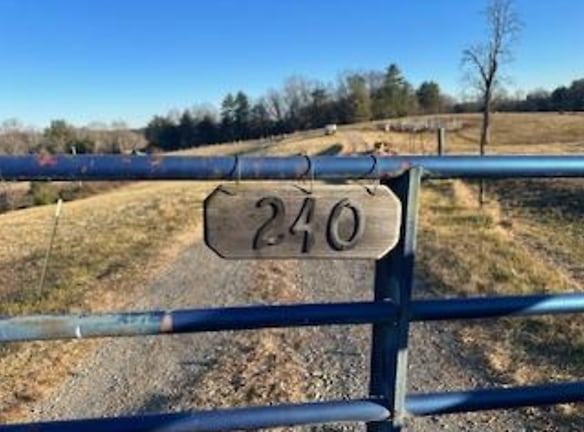 240 Crooked Run Rd - Boones Mill, VA