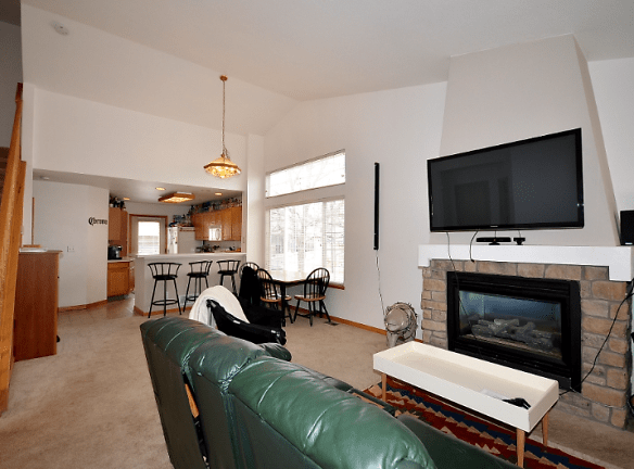 1632 Foxhall Ct - Fort Collins, CO