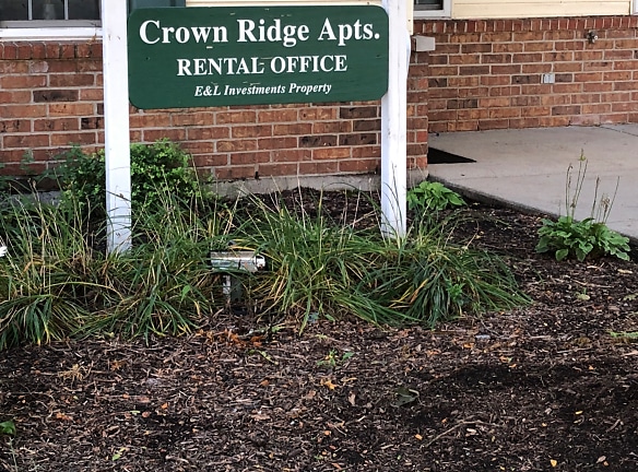 Crown Ridge Apartments - Janesville, WI