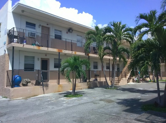 WHI Apartments - Miami, FL