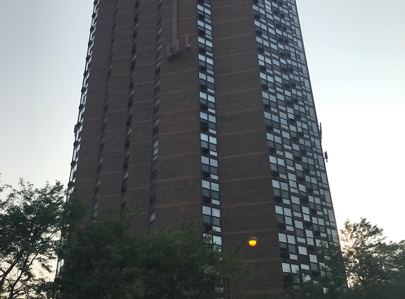 4700 Lake Park Apartments - Chicago, IL