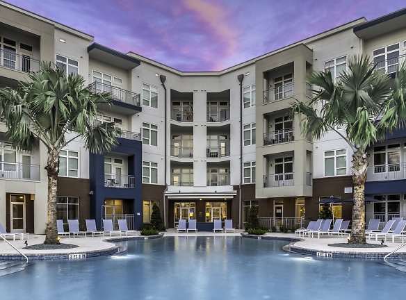 Solstice Apartments - Orlando, FL