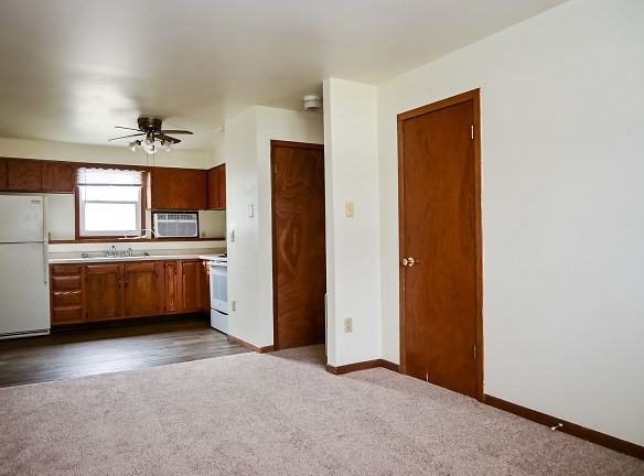 Campbell Drive Apartments - Grand Forks, ND