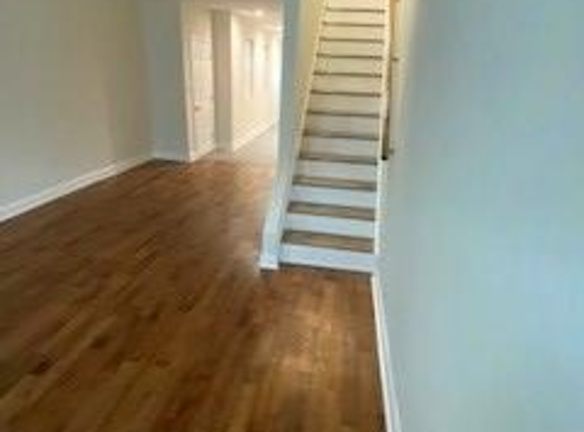 1019 W 7th St - Wilmington, DE