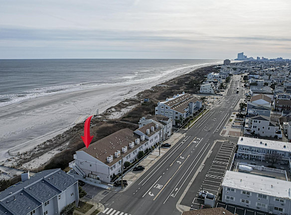 400 E Brigantine Ave - Brigantine, NJ