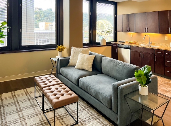 Apartments At River View - Pittsburgh, PA