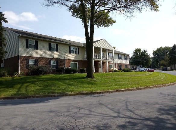 Townsend Manor Apartments - Hummelstown, PA