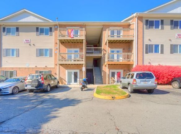 1201-1207 North Main Apartments - Blacksburg, VA