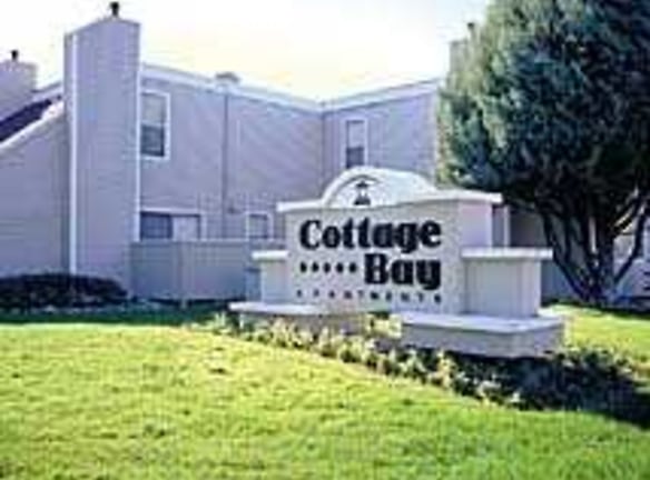 Cottage Bay Apartments - Sacramento, CA