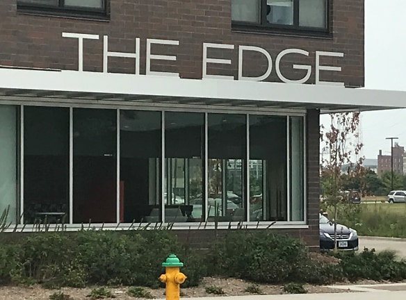 The Edge At Gray's Landing Apartments - Des Moines, IA