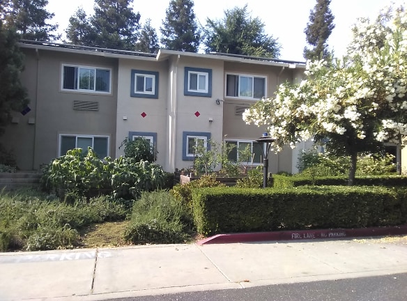 Casa De Los Amigos Apartments - San Jose, CA