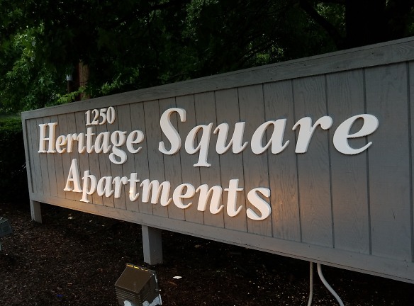 Heritage Square Apartment - Matawan, NJ