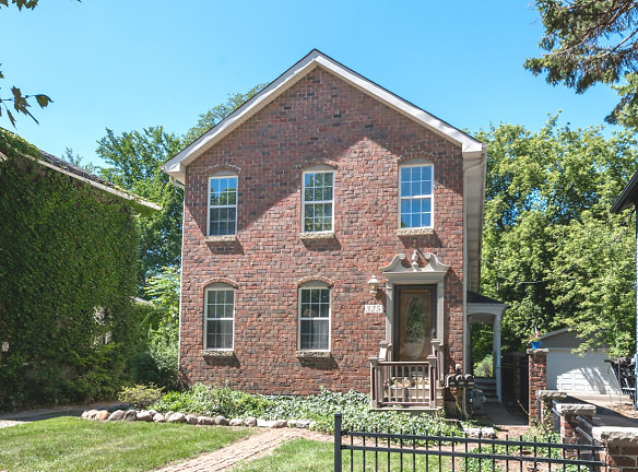 327 Loomis St #327A - Naperville, IL