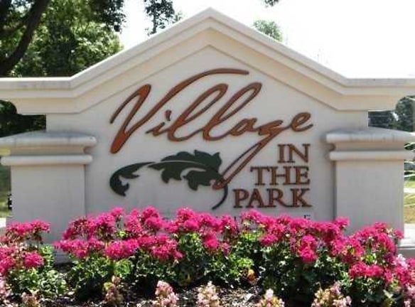 Village In The Park Apartments - Greendale, WI