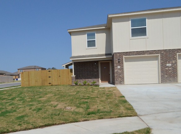 1709 Montell St - Copperas Cove, TX