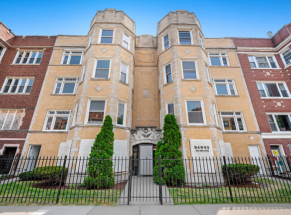 6837 S Clyde Ave - Chicago, IL
