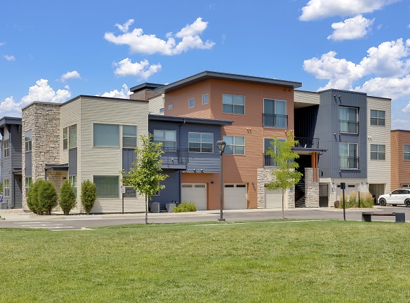 Vela Meridian Apartments - Parker, CO
