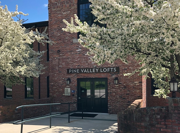 Pine Valley Lofts - Milford, NH