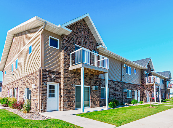 Tuscany Villa Townhomes - West Fargo, ND