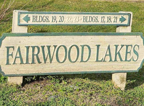 510 Fairwood Lakes Dr - Myrtle Beach, SC