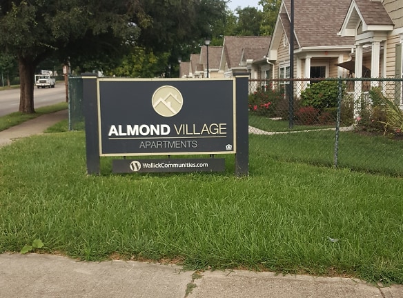 Almond Village Apartments - Dayton, OH