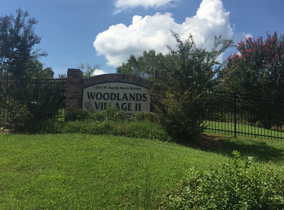 Woodlands Village Apartments - La Fayette, GA