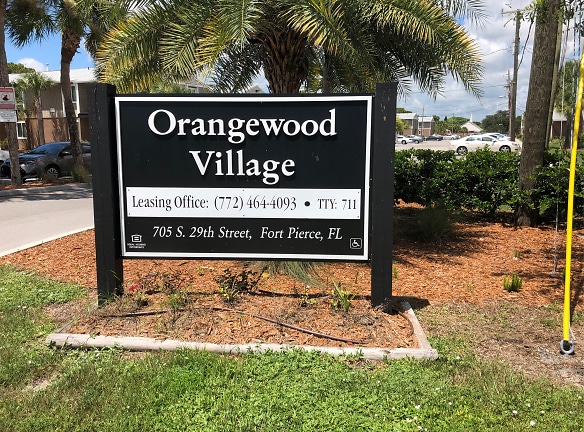 Orangewood Village Apartments - Fort Pierce, FL
