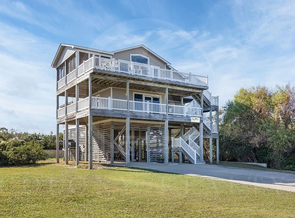 8518 S Old Oregon Inlet Rd - Nags Head, NC