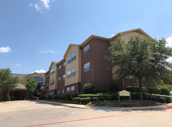Lewisville Estates Apartments - Lewisville, TX