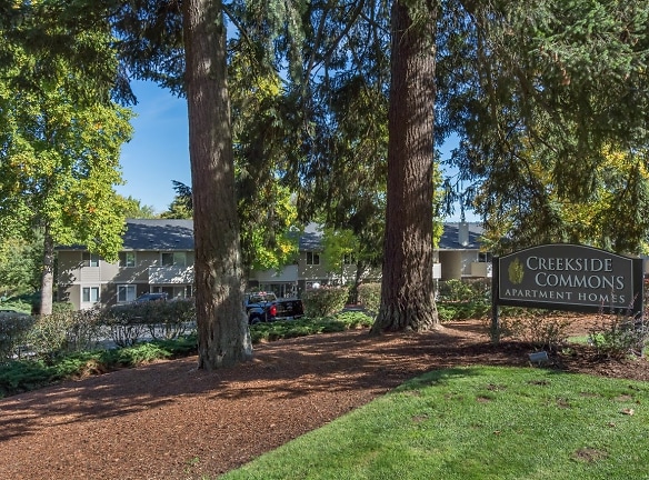 Creekside Commons Apartments - Tigard, OR