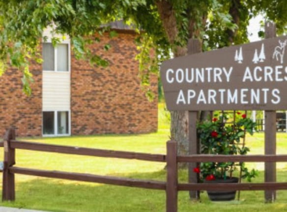 Country Acres Apartments - Thief River Falls, MN