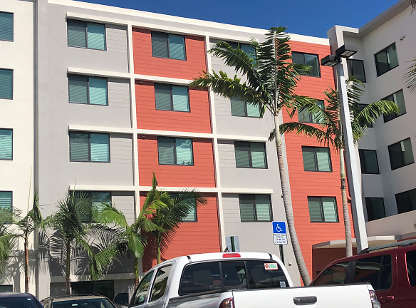 Stirrup Plaza Apartments Phase II - Miami, FL
