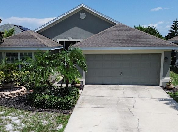 4127 Island Lakes Dr - Winter Haven, FL