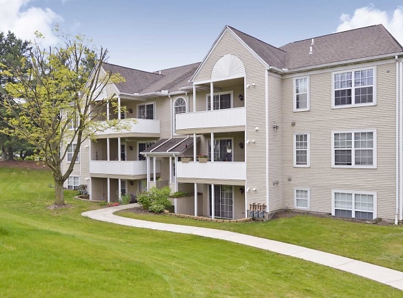 Country Walk Apartments - Camp Hill, PA