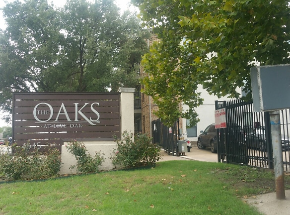 The Oaks At Live Oak Apartments - Dallas, TX