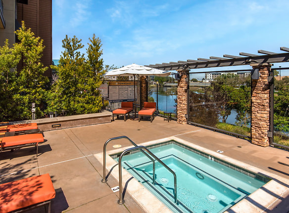 Township Luxury Apartments - Redwood City, CA