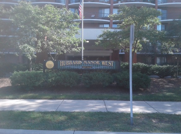 Hubbard Manor West Apartments - Dearborn, MI
