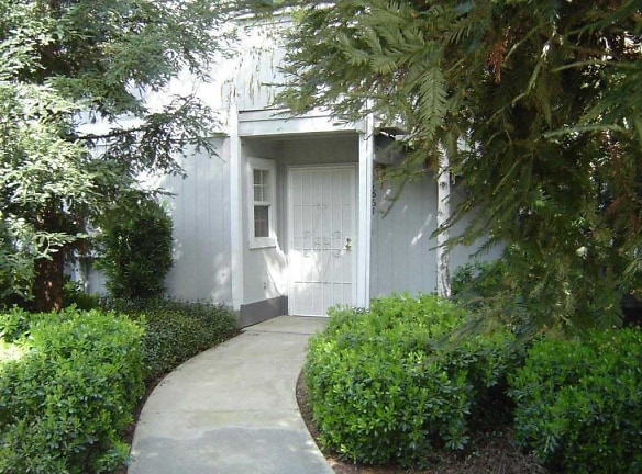 Willowbrook Apartments - Merced, CA