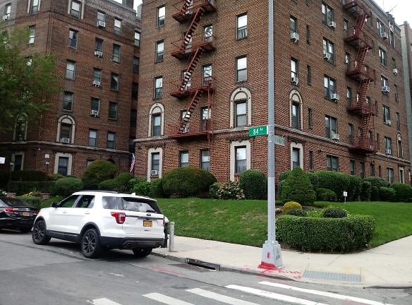 The Hamilton Apartments - Richmond Hill, NY