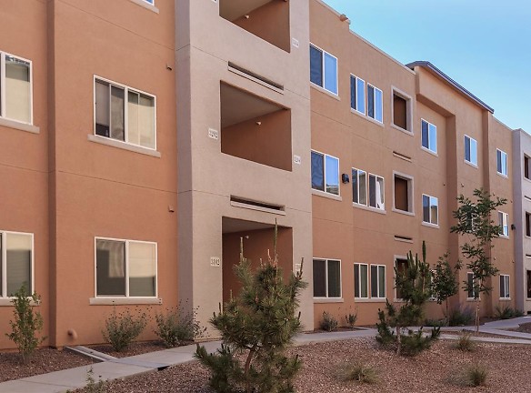 Villas At West Mountain Apartments - El Paso, TX