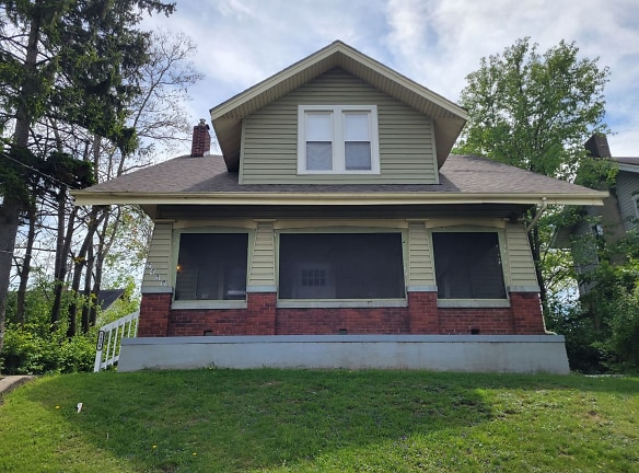 2408 Sherman Ave - Middletown, OH