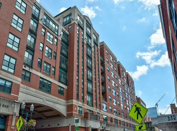 Park Square West Apartments - Stamford, CT